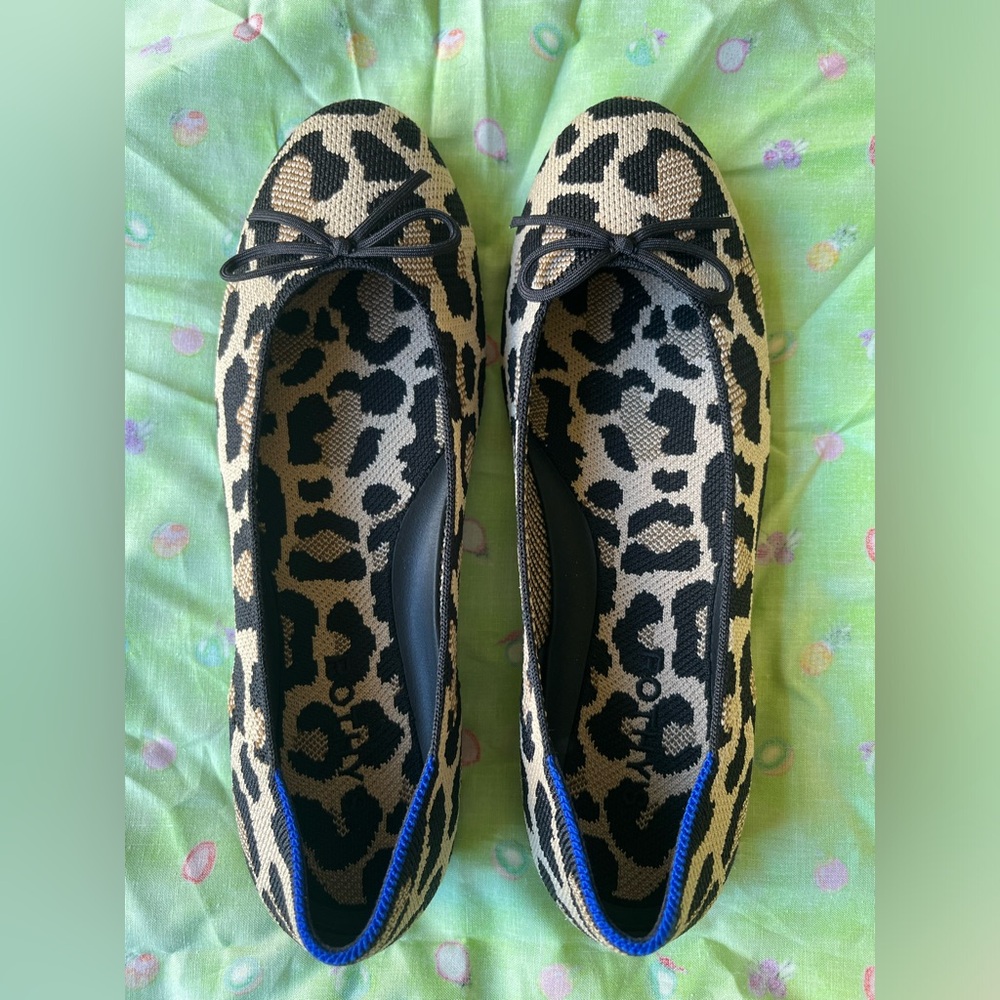 Rothy’s Ballet Flat in Desert Cat size 8.5